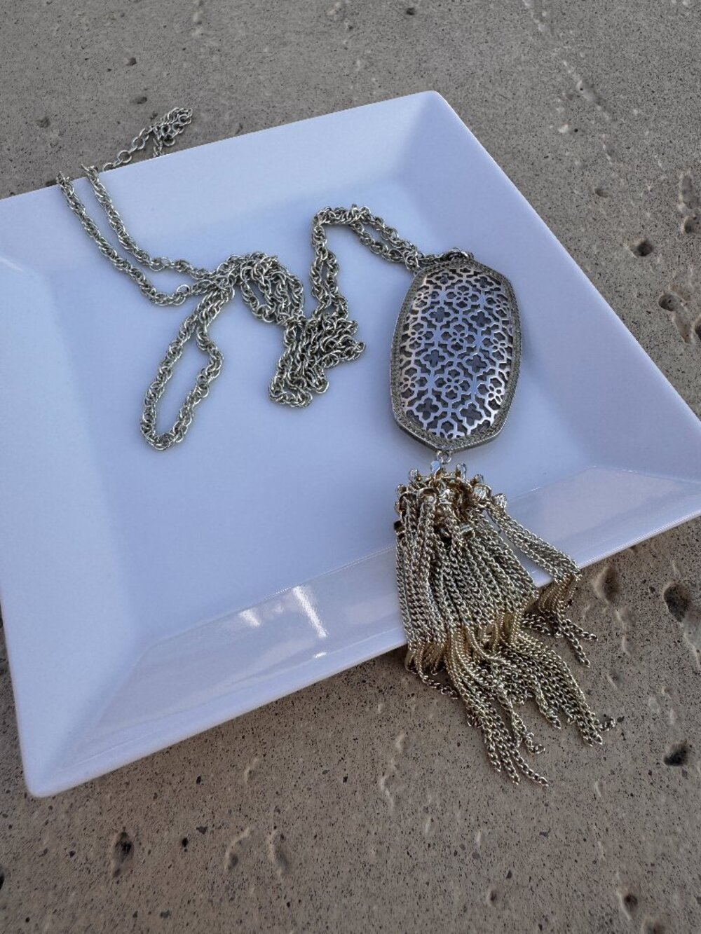 Luxe Lattice! Kendra Scott Retired Rayne Tassel Necklace